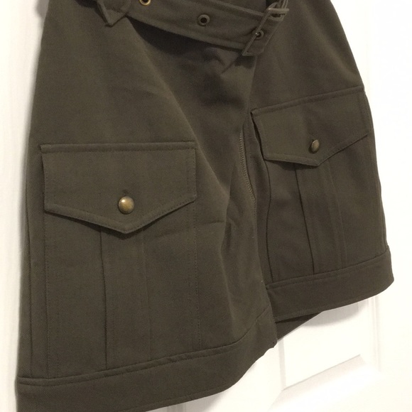 Army green short skirt - Picture 3 of 4